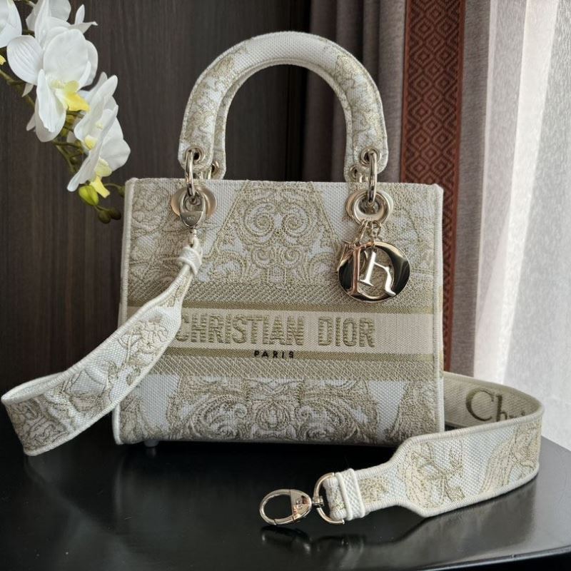 D*or shopping bags